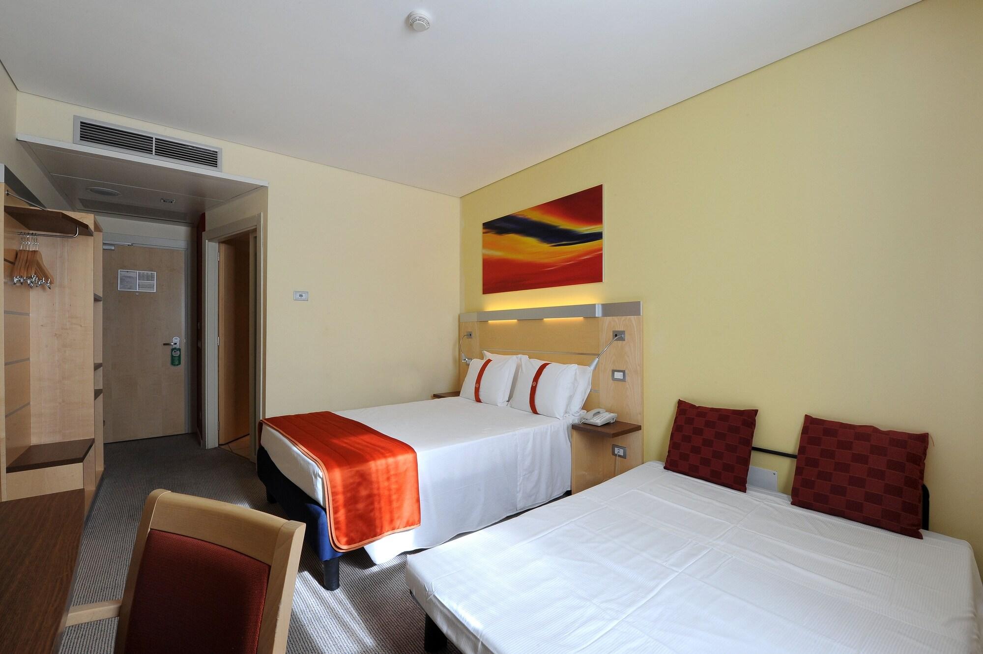 Bes Bergamo Ovest 4*